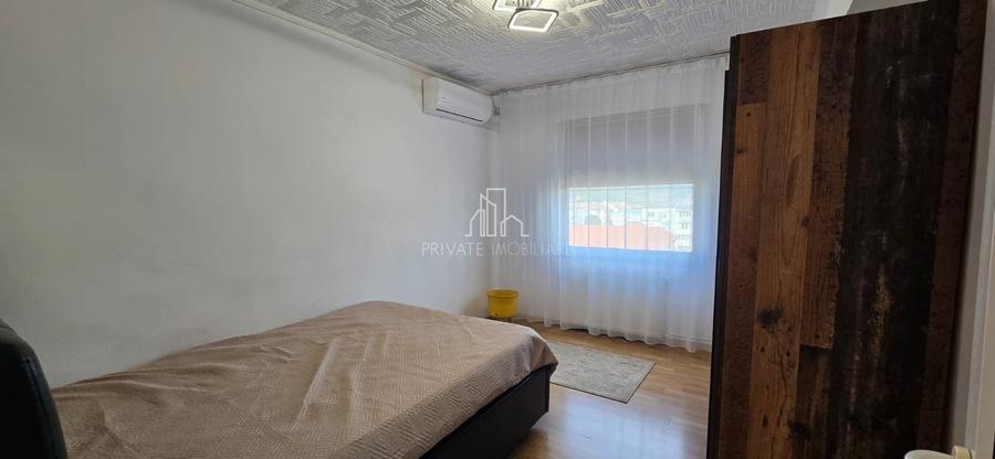 Apartament cu 2 camere decomandat în Est