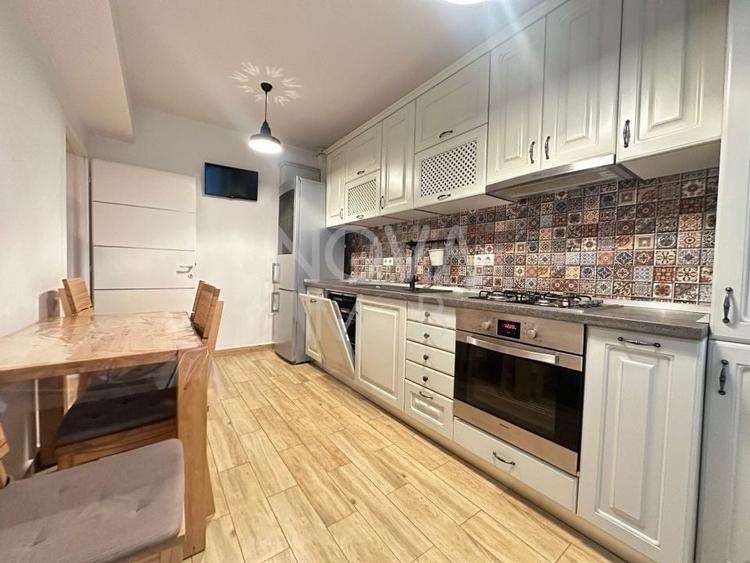 Apartament cu 3 camere semidecomandat, mobilat în Arhitecților - Calea Cisnădiei