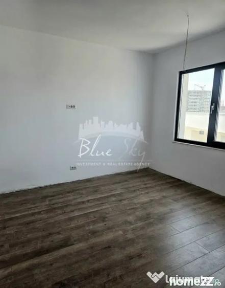 Apartament cu 3 camere decomandat în Mamaia
