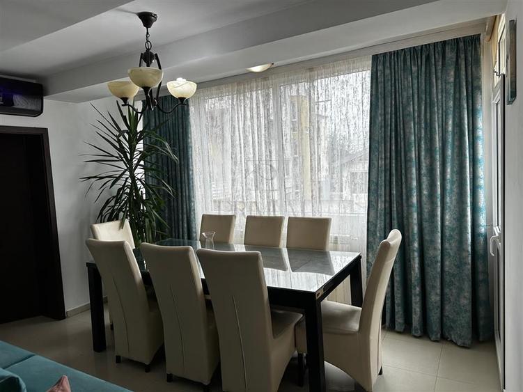 Apartament cu 3 camere semidecomandat, mobilat în Lipovei