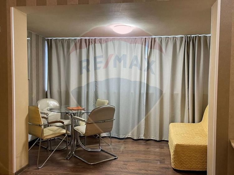Garsonieră spațioasă - Piața Romană, vedere spre ASE, disponibila acum - 2