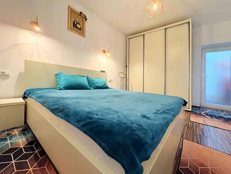 Apartament cu 3 camere decomandat, mobilat în Palas