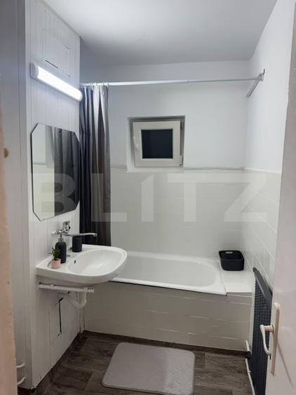 Apartament cu 2 camere semidecomandat, mobilat în Gară