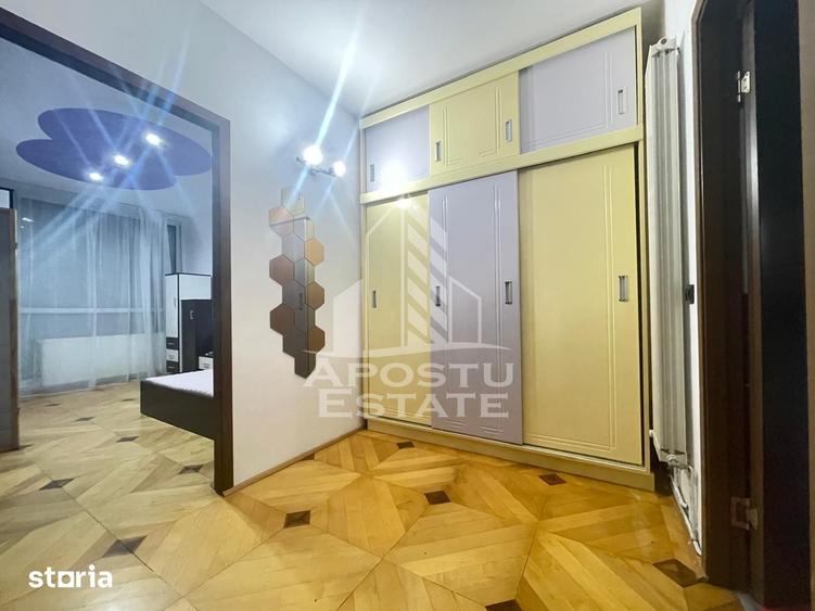 Apartament cu 3 camere decomandat în UTA