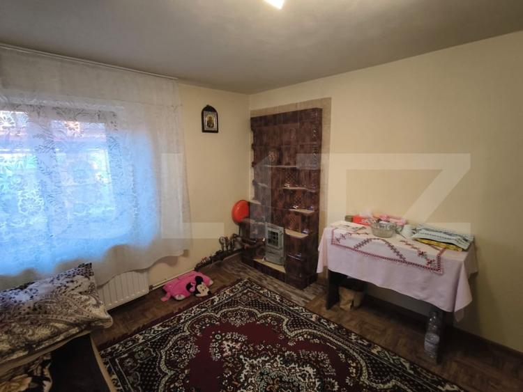 Casă individuală cu 4 camere cu Teren 2000 Mp în Exterior Est