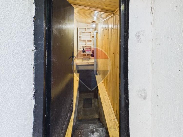 Casă individuală cu 3 camere cu Teren 414 Mp în Central
