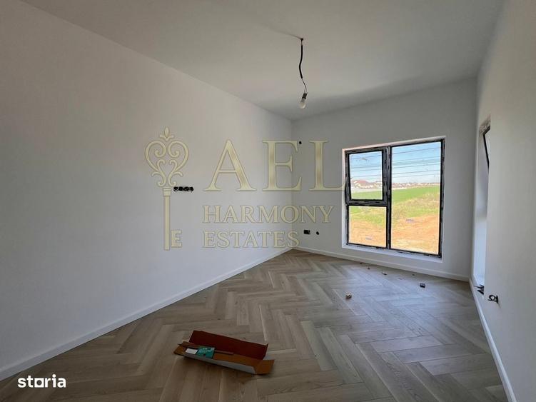 Casă cu 4 camere cu Teren 400 Mp în Domnești