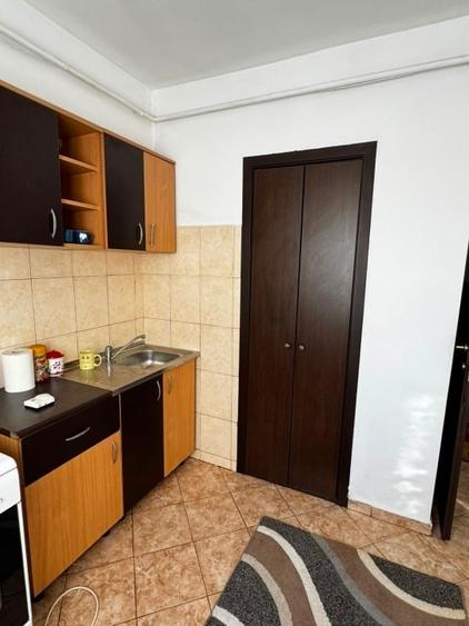 Apartament cu 2 camere decomandat, mobilat în Zahana