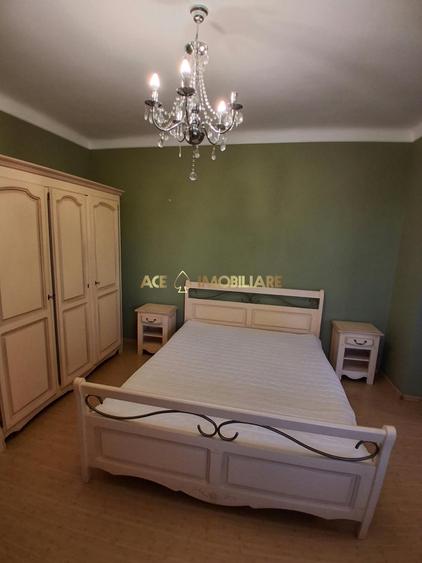 Apartament cu 2 camere semidecomandat, mobilat în Ultracentral