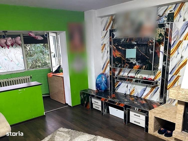 Apartament cu 3 camere decomandat în Balotești