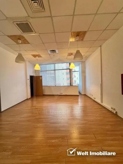 Spațiu comercial, de 827 mp, în Central