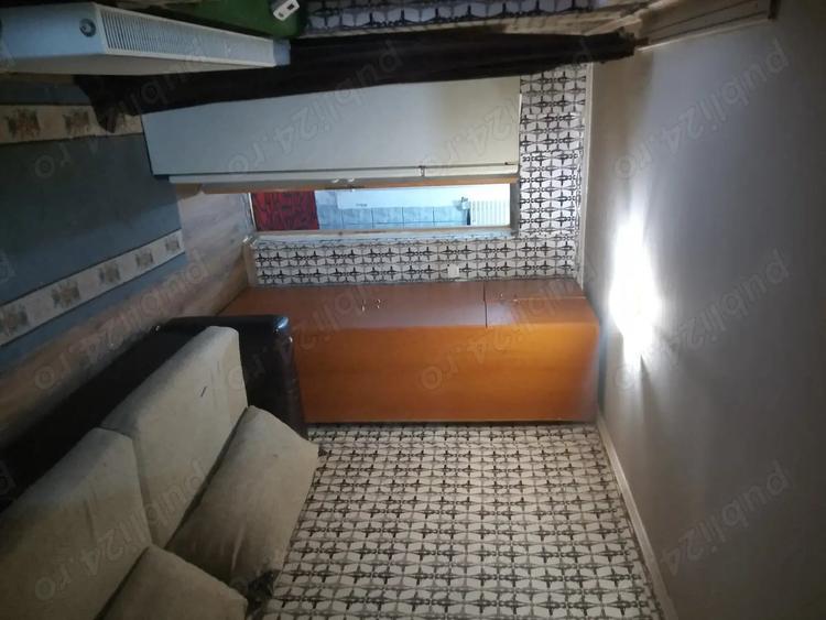 Apartament cu 2 camere semidecomandat în Lizeanu