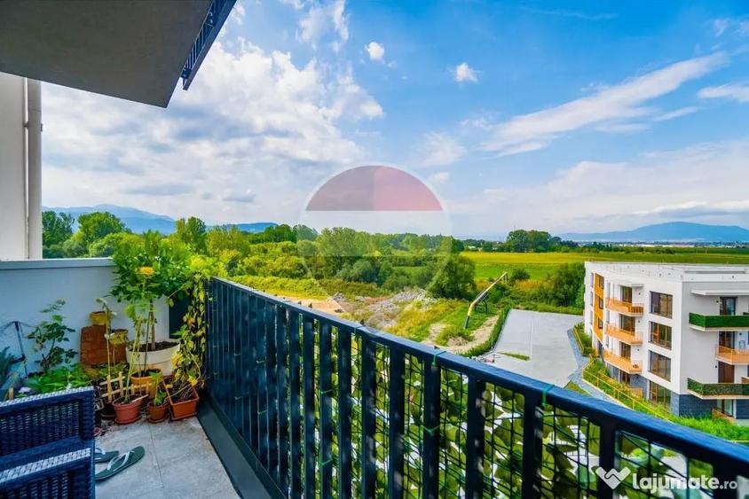 Apartament cu 3 camere decomandat în Sânpetru
