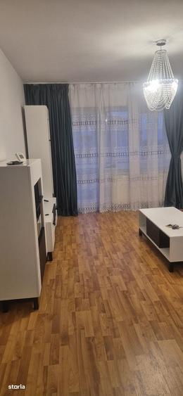 Apartament cu 2 camere decomandat în Splaiul Unirii