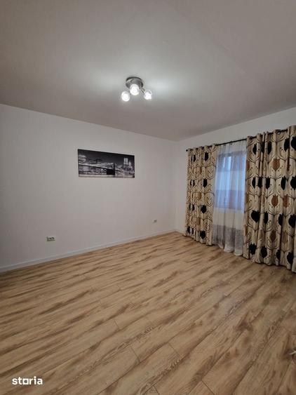 Casa, aproape de tramvai, libera, partial mobilata , Cug - 1