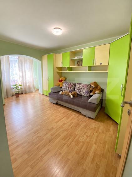 Apartament cu 3 camere decomandat, mobilat în Burdujeni