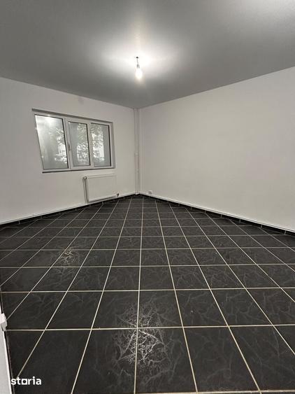 Spațiu comercial, de 50 mp, în Gară