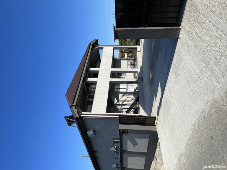 Casă cu 4 camere în Corbu