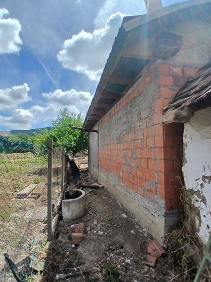 Casă cu 2 camere în Șiria