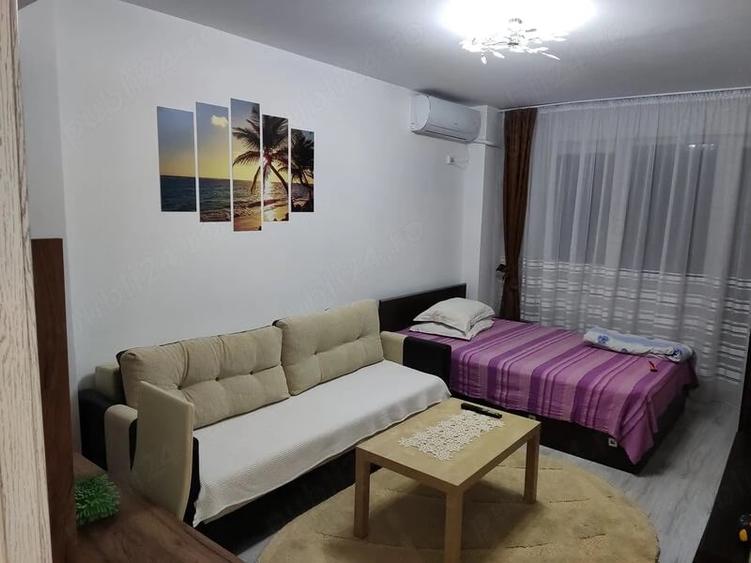 Garsonieră decomandată, mobilată în Ozana