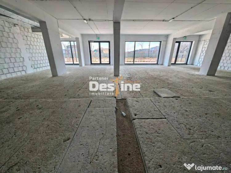 Spațiu comercial, de 217 mp, în Central