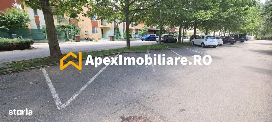 Spațiu comercial, de 40 mp, în Central