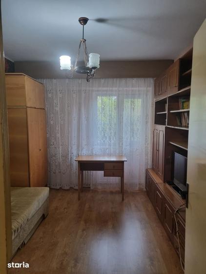 PODUL DE FIER-3 camere,2 bai,2 balcoane,2 vederi,et.1/4. LIBER,OCAZIE! - 3