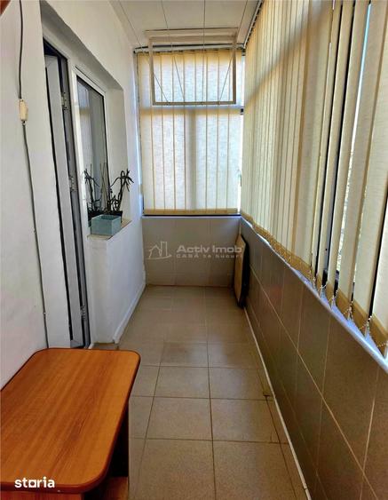 Apartament cu 4 camere decomandat în Dorobanți