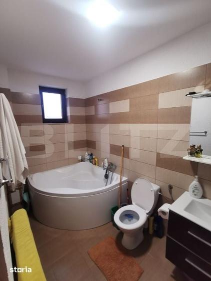 Casă cu 4 camere cu Teren 800 Mp în Pănet