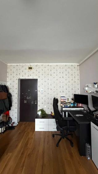 Apartament cu 2 camere decomandat în Exterior Vest
