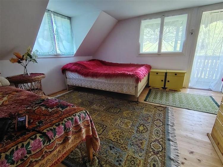 Casă individuală cu 4 camere cu Teren 327 Mp în Exterior Est