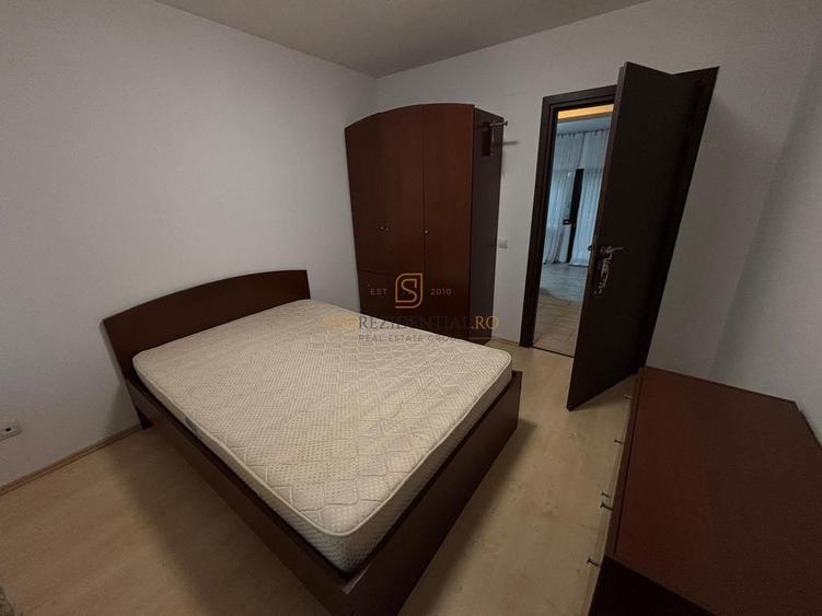 Apartament cu 3 camere decomandat, mobilat în Berceni