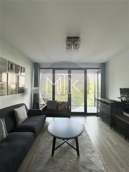 Apartament cu 3 camere decomandat, mobilat în Nordului