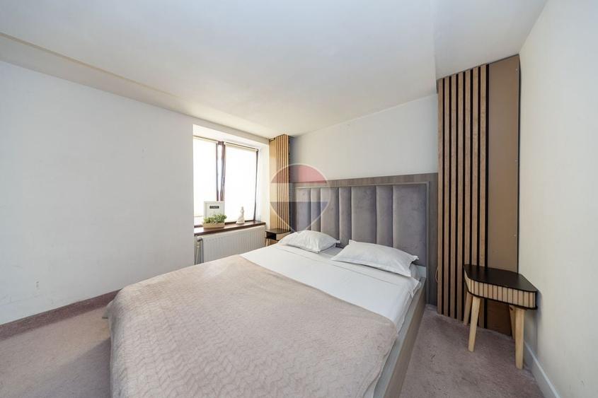 Apartament cu 2 camere semidecomandat, mobilat în Centrul Istoric