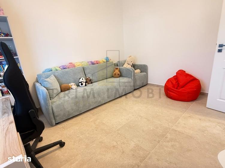 Casă cu 4 camere cu Teren 500 Mp în Holboca