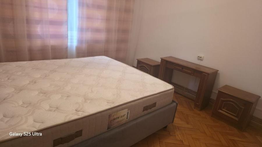 Apartament semidecomandat în Central