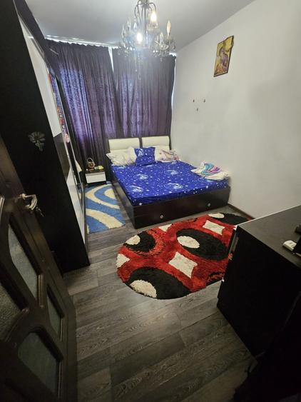 Apartament cu 2 camere decomandat în Exterior Vest