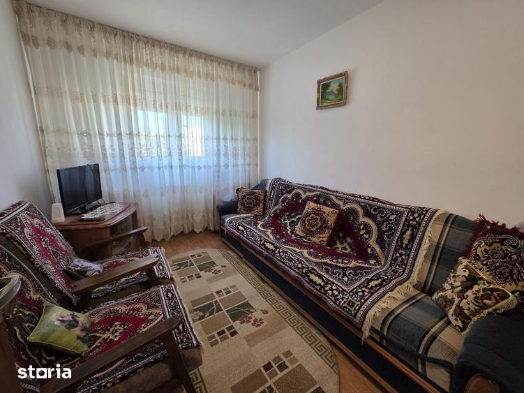 Apartament cu 4 camere si centrala termica-etajul 2/4 - 3
