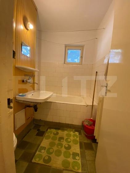 Apartament cu 3 camere decomandat, mobilat în Gherla