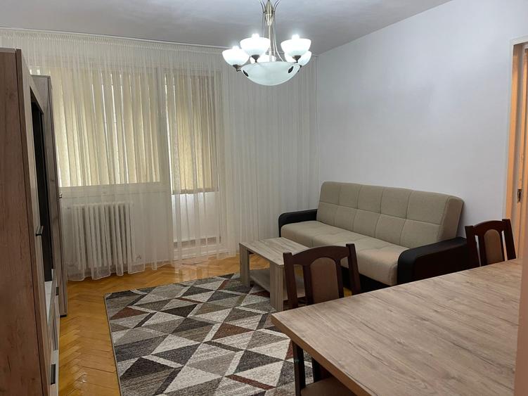 Apartament cu 2 camere decomandat, mobilat în Drumul Taberei