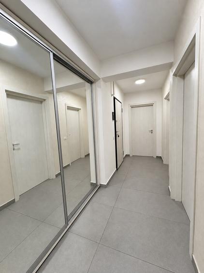 Apartament cu 2 camere în Apărătorii Patriei