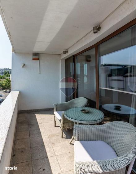 Apartament cu 4 camere în Unirii