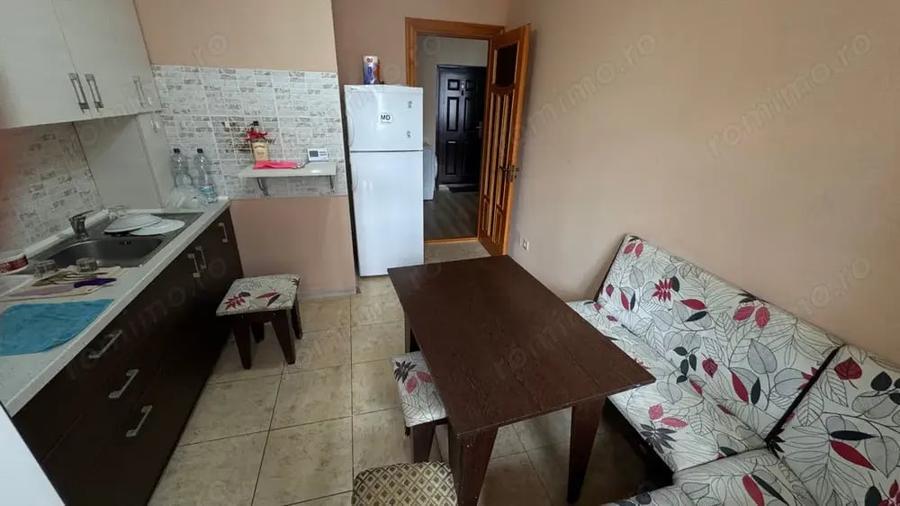 Apartament cu 2 camere decomandat în Crângași