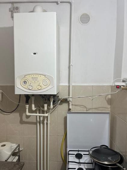 Garsonieră decomandată în Central
