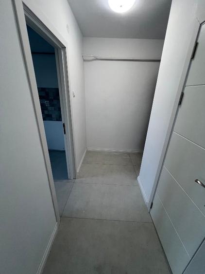 Apartament cu 2 camere semidecomandat în George Enescu