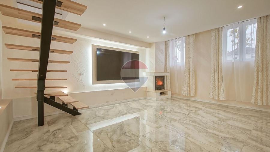 Apartament cu 3 camere decomandat în Bod