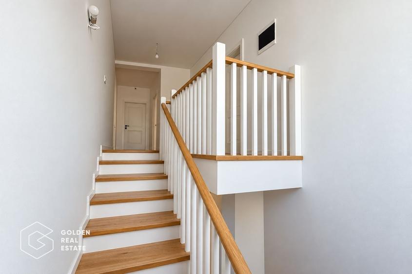 Duplex cu 4 camere cu Canalizare în Săcălaz