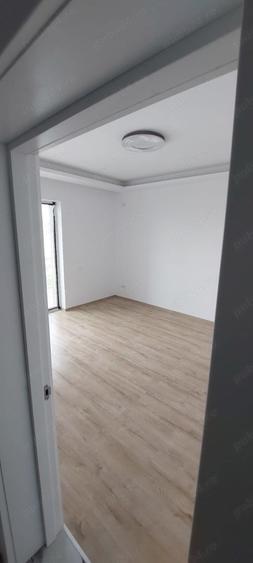 Apartament cu 2 camere decomandat în Giroc