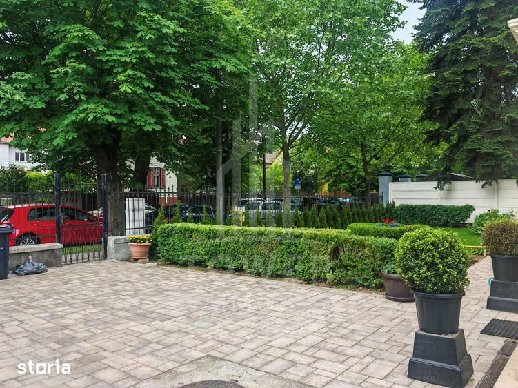 Casă cu 2 camere cu Teren 1000 Mp în Central
