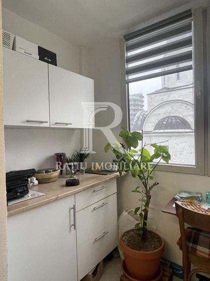 Apartament cu 3 camere decomandat, mobilat în Calea Aradului
